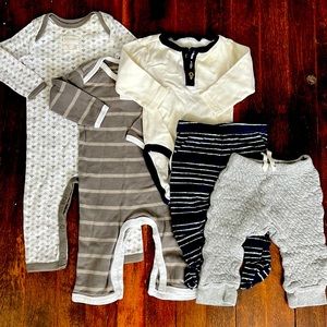 Set of Burt’s Bees Baby Clothes